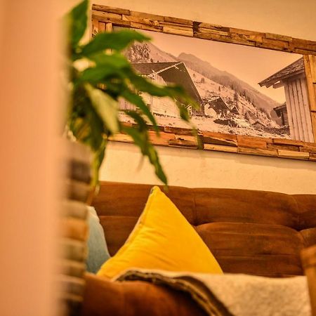 Sonn Alpin - Ferienwohnungen Grän Esterno foto